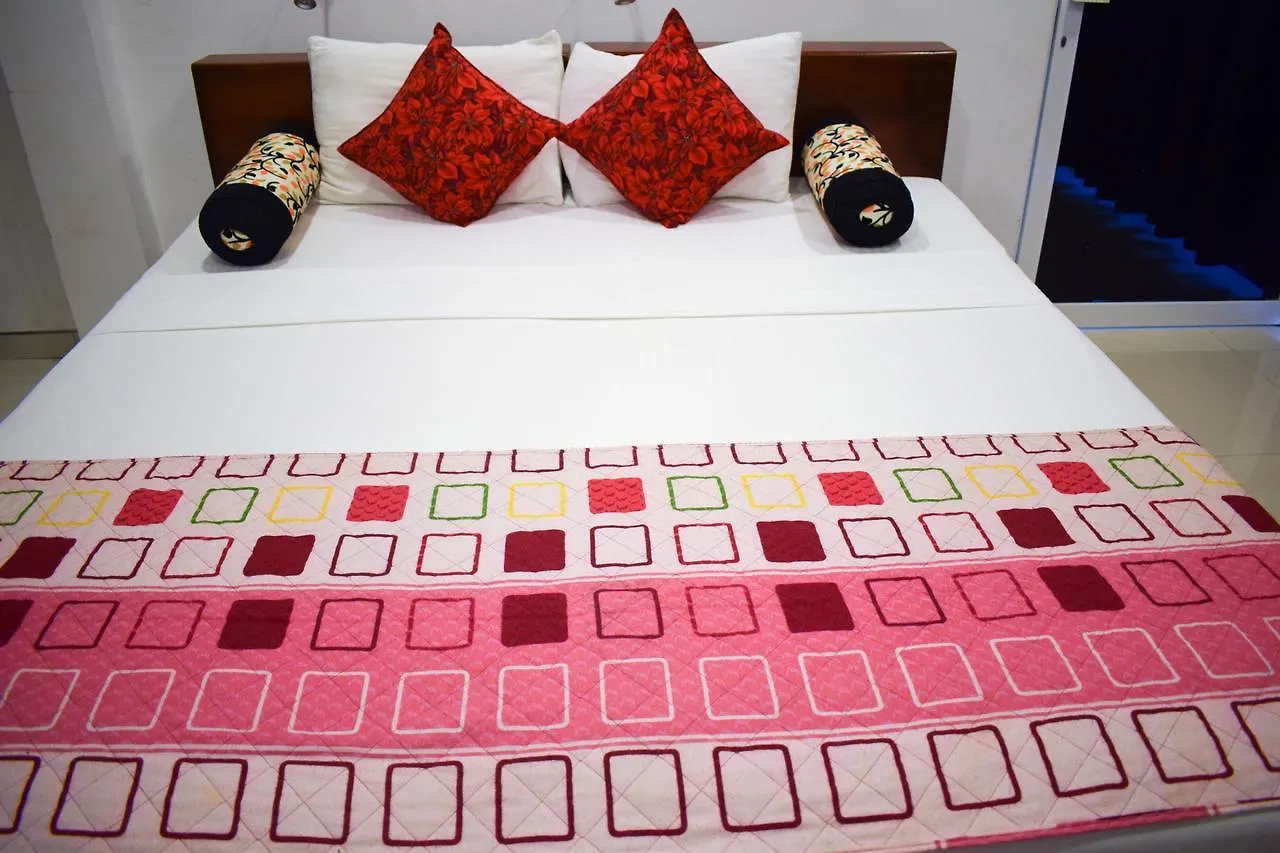 Yoho Adnives Road Hotel Negombo